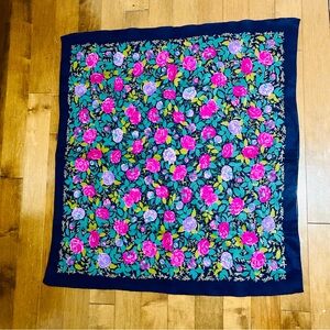 Floral Patterned Scarf traditional Est of Europe 80/85 cm
